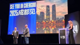 AL战队晋级LPL季后赛下一轮：团队协作与电竞拼搏精神铸就胜利之路